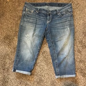 Vigoss Jean Capri Chelsea Style Sized 20